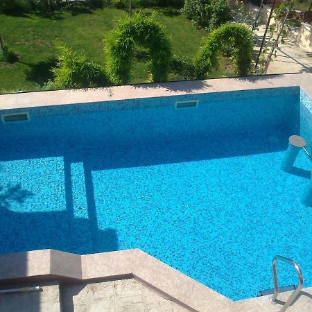 Villa "Meggi" Овчаровски Плаж - Басейн, Барбекю Balchik Luaran gambar